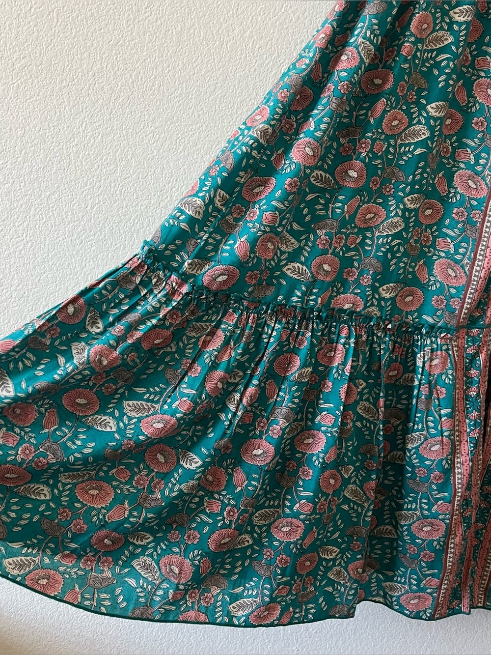 Natural Life Celia Floral Tiered Maxi Dress Smocked Boho Resort Size M - Picture 10 of 13